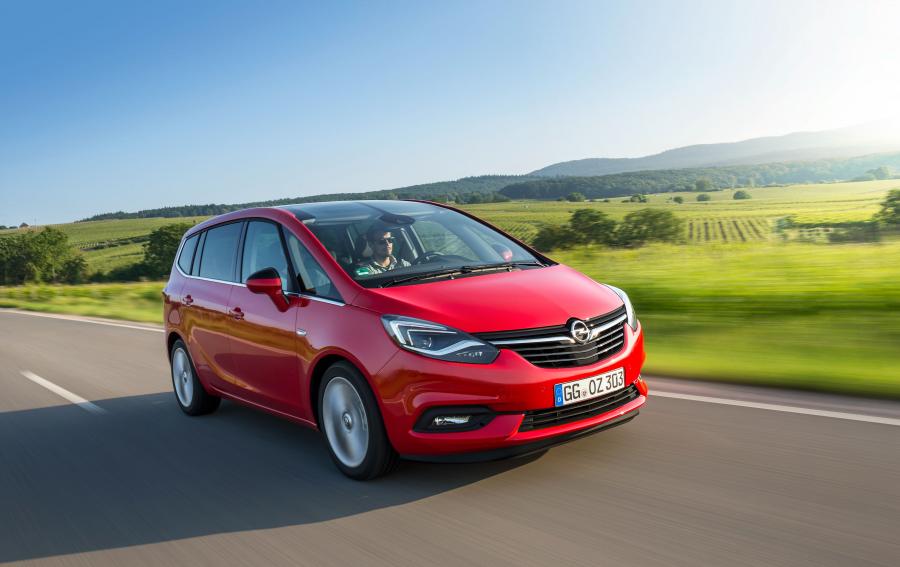  Opel Zafira Turbo 2016 года  (фото 15 из 20)